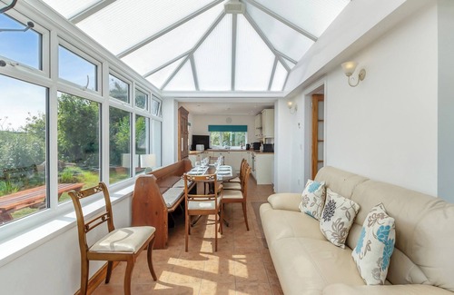 Garn Fadryn Cottage | 4 bedroom accommodation in Pengroeslon, near Aberdaron