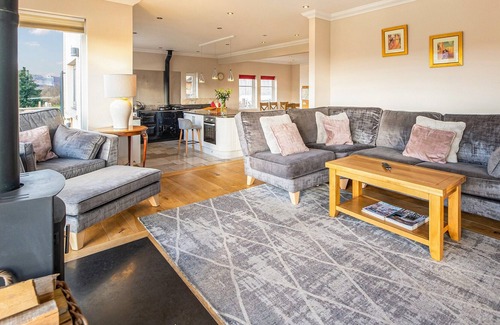 Marybank Cottage | 4 bedroom accommodation in Muir of Ord