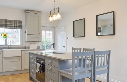 Hinderwell Cottage | 4 bedroom accommodation in Hinderwell