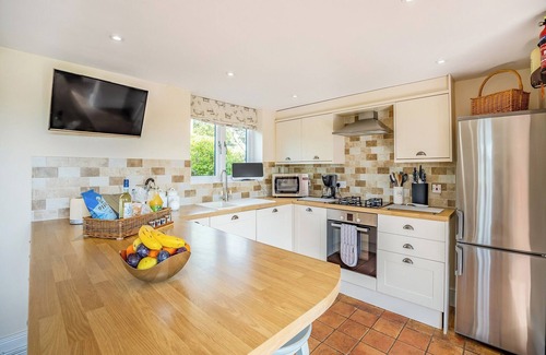 Horncastle Cottage | 4 bedroom accommodation in Ashby Puerorum, near Horncastle