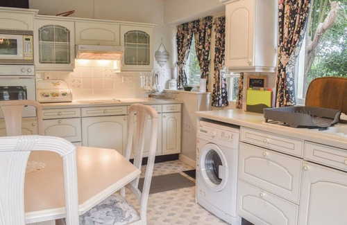 Llanbedrog Cottage | 4 bedroom accommodation in Llanbedrog