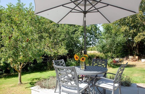 Torrington Cottage | 4 bedroom accommodation in Huntshaw, near Torrington