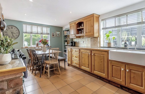 Kingswood Cottage | 4 bedroom accommodation in Welshpool
