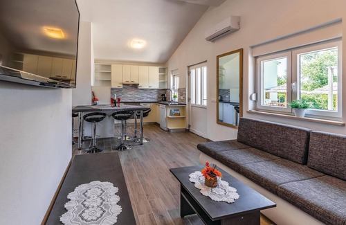 Jasenovica House | 4 bedroom accommodation in Jasenovica