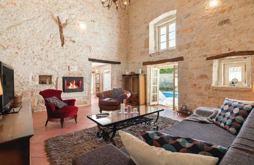 Kringa House | 4 bedroom accommodation in Kringa