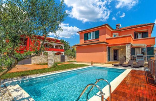 Murine House | 4 bedroom accommodation in Umag
