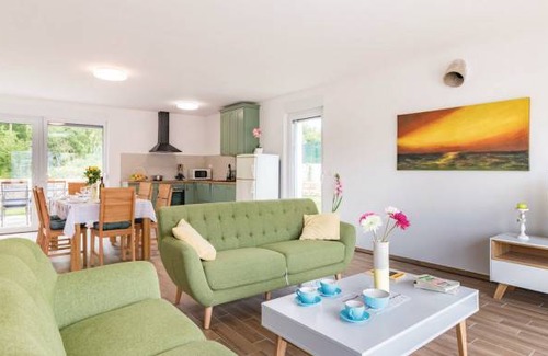 Putini House | 4 bedroom accommodation in Putini