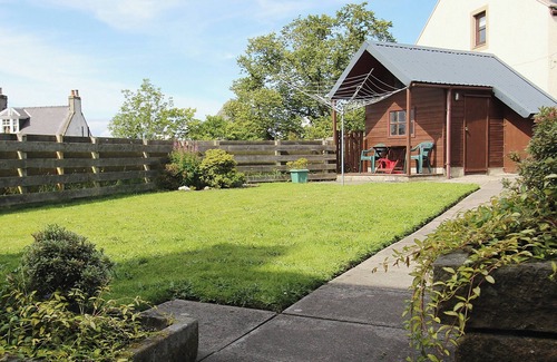 Inverness City Centre Cottage | 4 bedroom accommodation in Inverness