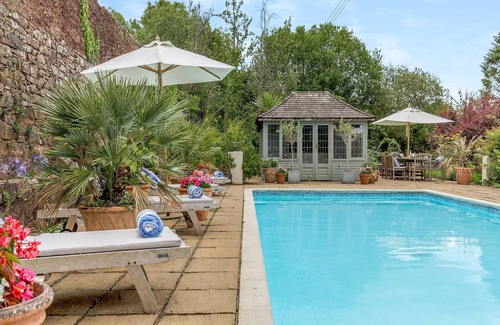 Paignton Cottage | 4 bedroom accommodation in Blagdon, near Paignton