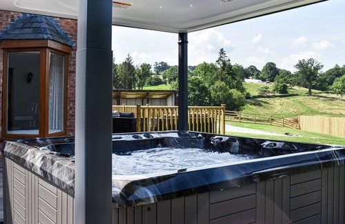 Llangyniew Cottage | 4 bedroom accommodation in Dolanog