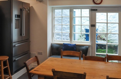 Harlech Cottage | 4 bedroom accommodation in Harlech