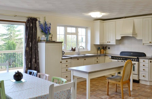 Irstead Cottage | 4 bedroom accommodation in Acle, Norwich
