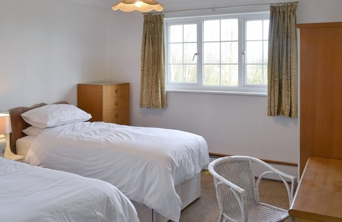 Irstead Cottage | 4 bedroom accommodation in Acle, Norwich