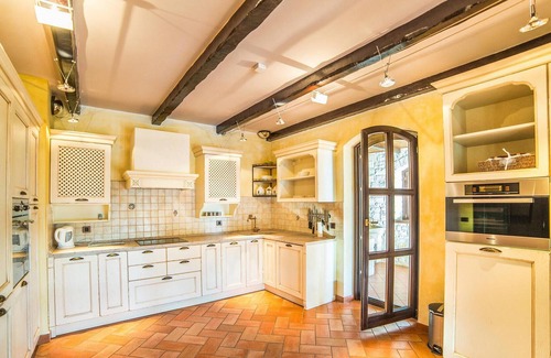 Farini House | 4 bedroom accommodation in Visnjan