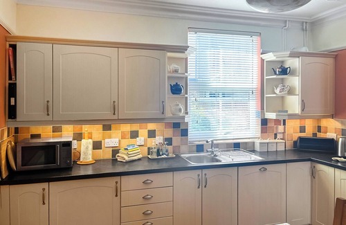 Tywyn Cottage | 4 bedroom accommodation in Tywyn