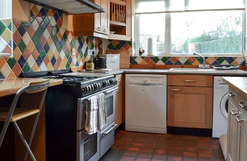 York Cottage | 4 bedroom accommodation in Osbaldwick, near York