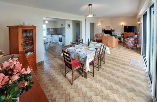 Locoal-Mendon House | 4 bedroom amazing home in Locoal-Mendon