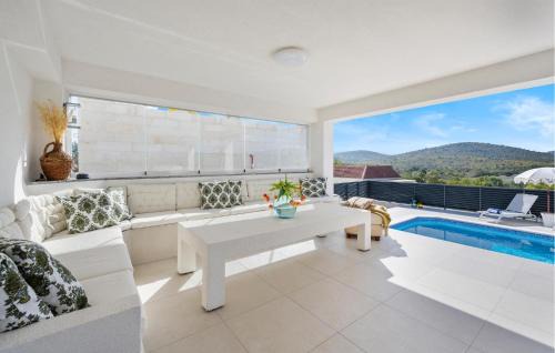 Vodice House | 4 Bedroom Amazing Home In Vodice