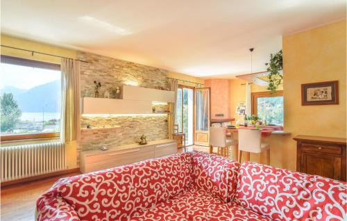 Pilzone House | 4 Bedroom Amazing Home In Pilzone-Iseo