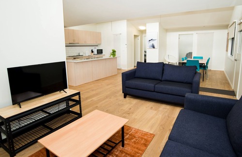 Golden Point Apartment | 4 Bedroom Apartment | Ideal for families, couples, individuals and others