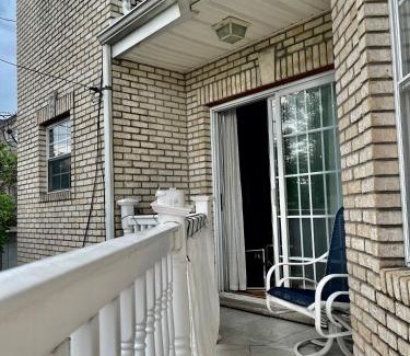 Newark Apartment | 4 bedroom apt in Newark