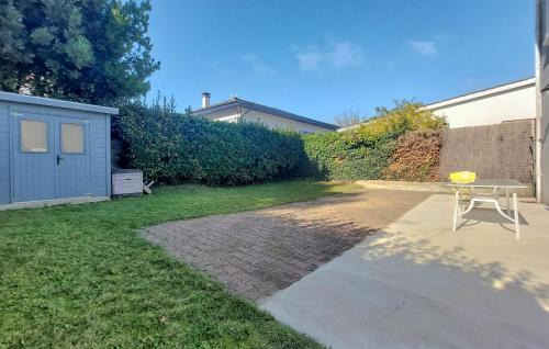 Pontaillac House | 4 Bedroom Awesome Home In Royan