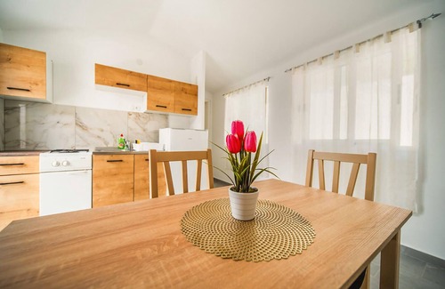 Korcula House | 4 bedroom beach front home in Pupnat