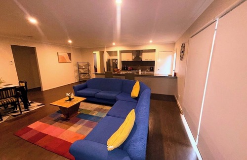 Williams Landing House | 4 Bedroom beautiful bungalow in Williams Landing