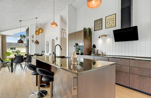 Bork Havn House | 4 bedroom beautiful home in Hemmet