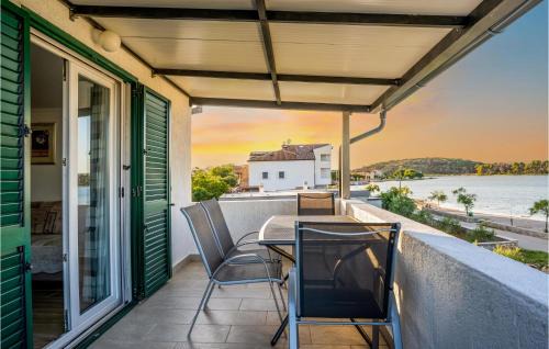 Raslina House | 4 Bedroom Beautiful Home In Raslina