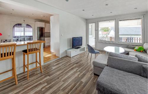 Astorp House | 4 Bedroom Beautiful Home In Åstorp