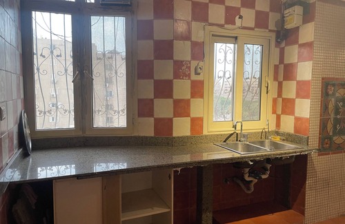 Agouza House | 4-bedroom building in awesome Giza Governorate with WiFi, AC