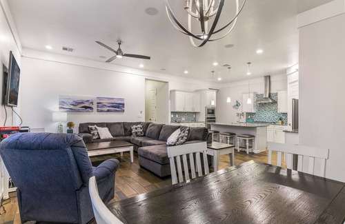 Mesilla Park House | 4 Bedroom Contemporary Model Home