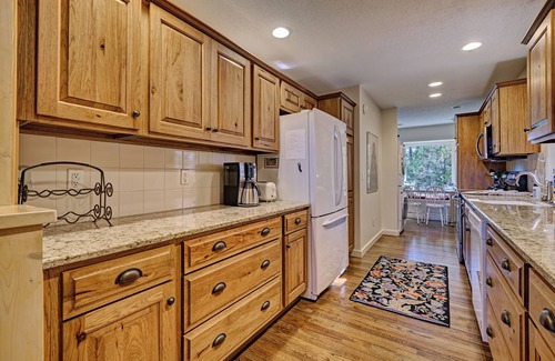 Cashiers Cottage | 4 Bedroom Cottage located in the High Hampton community of Cashiers, NC - Gabel Cottage