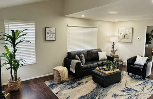 Westminster House | 4 bedroom Cozy Townhome w/ 1car garage. - 15 min to Downtown Denver