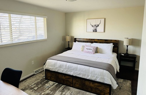 Westminster House | 4 bedroom Cozy Townhome w/ 1car garage. - 15 min to Downtown Denver