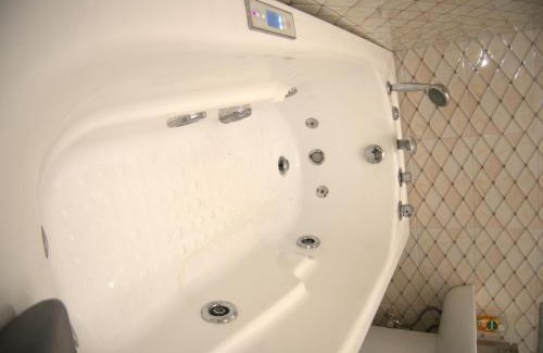 Ojodu House | 4 Bedroom Ensuite House Ikeja