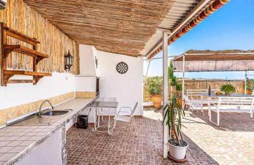 Cuevas del Campo House | 4 bedroom accommodation in Cuevas del Campo