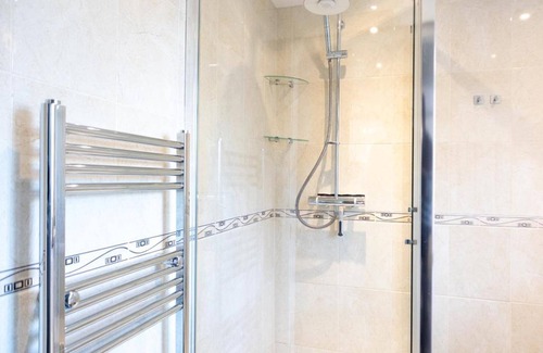 Southampton House | 4 Bedroom Haven in Southampton