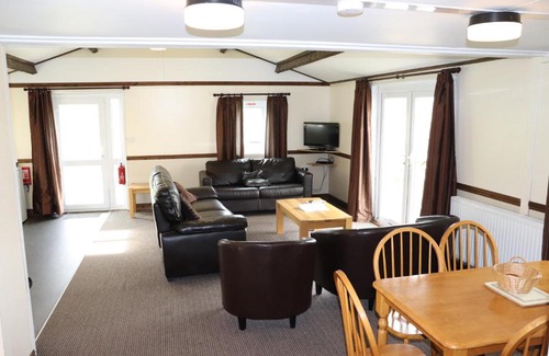 Tirabad House | 4 Bedroom Holiday Lodge in Welsh Hillside Woodland