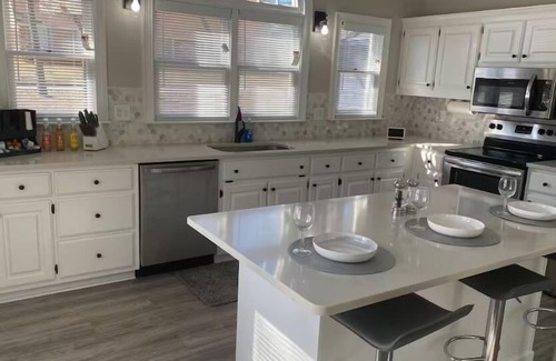 Conyers House | 4-bedroom house in delightful Conyers W/a Private Pool Only 30mins from Atlanta
