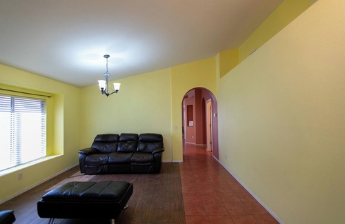 Tucson House | 4-bedroom house in lovely Tucson with WiFi, AC