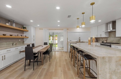 University City House | 4-bedroom house in marvelous San Diego with AC, WiFi. Enjoy your stay
