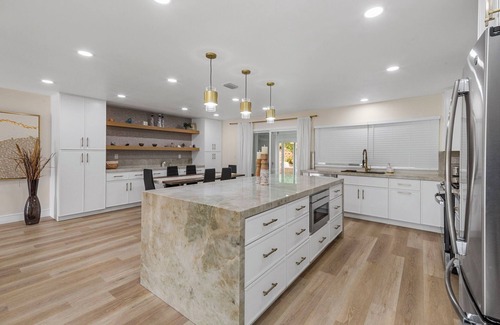 University City House | 4-bedroom house in marvelous San Diego with AC, WiFi. Enjoy your stay