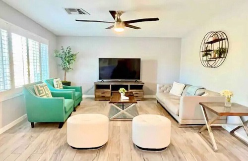 Pointe Scottsdale House | 4️⃣ Bedroom House in Old Town w Pool and Spa‼️