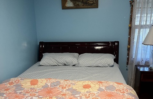 Cheektowaga House | 4 bedroom house only 3 minutes away from the Galleria mall