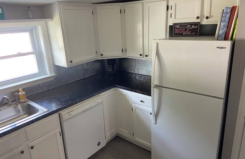 Villas House | 4-bedroom house in charming Lower Township with WiFi, AC