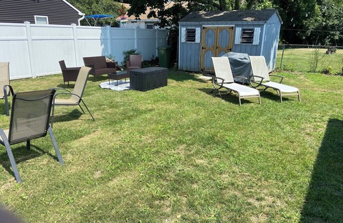 Villas House | 4-bedroom house in charming Lower Township with WiFi, AC