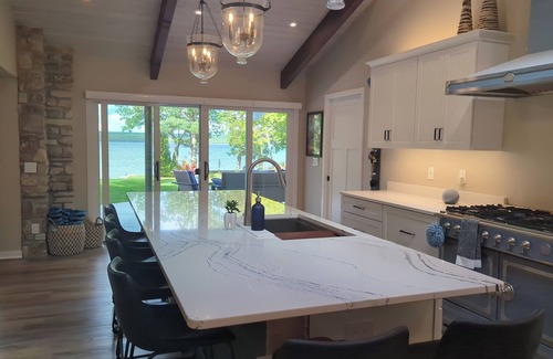 Sturgeon Bay House | 4-bedroom house with AC in Sturgeon Bay