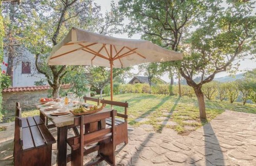 Borgo Val di Taro House | 4 bedroom accommodation in Borgo Val di Taro PR